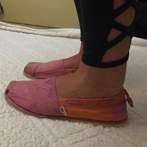 Pink and Orange Toms